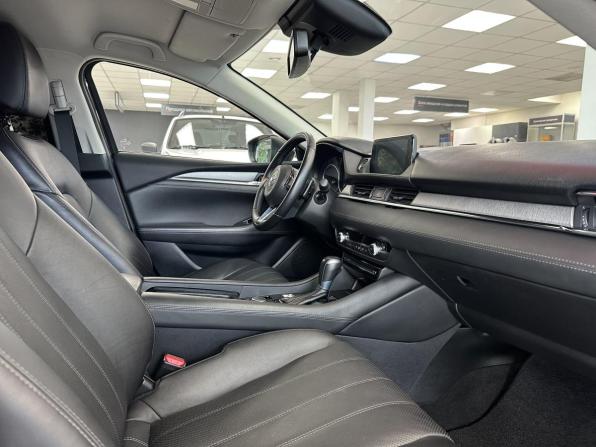 Mazda 6 III (GJ) Рестайлинг 2 с пробегом 2019 года, цена 2 355 000 рублей, 37500 км, седан, Автокод Объявления