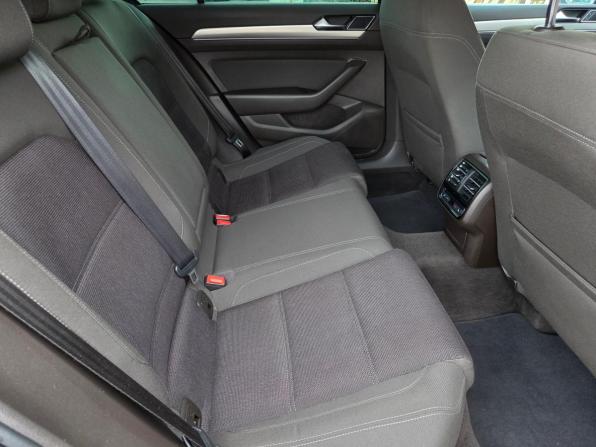 Volkswagen Passat B8 с пробегом 2016 года, цена 1 832 000 рублей, 148000 км, седан, Автокод Объявления