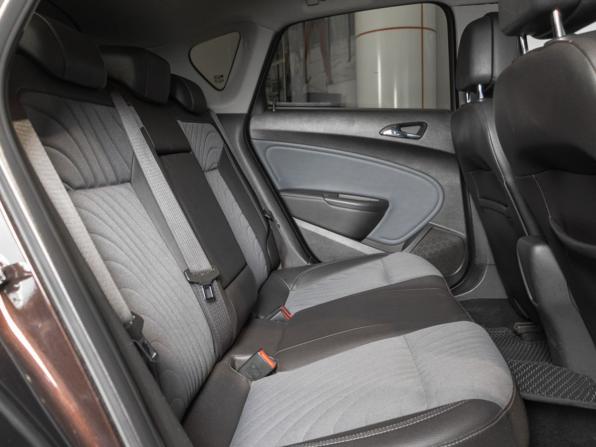 Opel Astra J Рестайлинг с пробегом 2013 года, цена 603 400 рублей, 218000 км, хэтчбек, Автокод Объявления