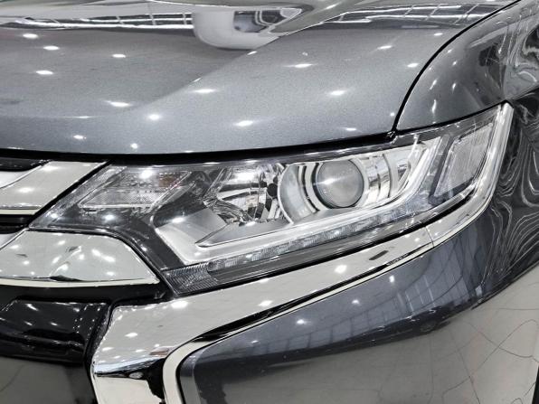 Mitsubishi Outlander III Рестайлинг 2 с пробегом 2016 года, цена 1 650 000 рублей, 134227 км, внедорожник, Автокод Объявления