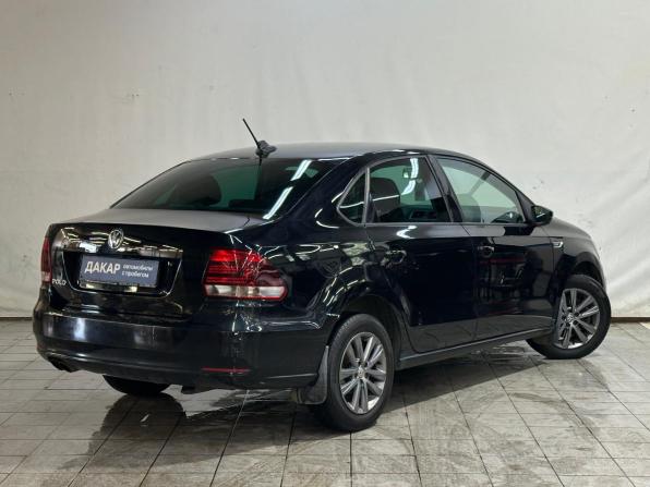 Volkswagen Polo V Рестайлинг с пробегом 2019 года, цена 1 070 000 рублей, 199700 км, седан, Автокод Объявления