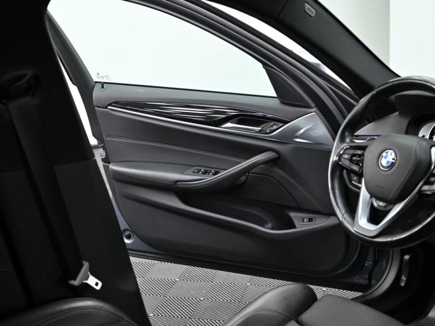 BMW 5 серии VII (G30/G31/G38) Москва  - изображение 13