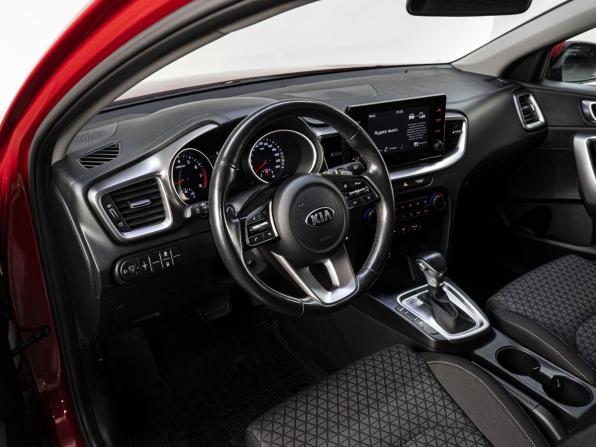 Kia XCeed I с пробегом 2021 года, цена 2 249 000 рублей, 37244 км, хэтчбек, Автокод Объявления
