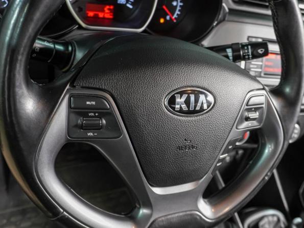 Kia Rio III Рестайлинг с пробегом 2016 года, цена 1 249 000 рублей, 52150 км, седан, Автокод Объявления