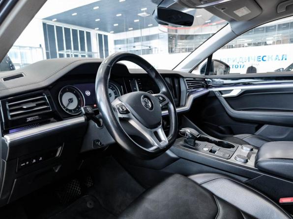 Volkswagen Touareg III с пробегом 2020 года, цена 4 150 000 рублей, 170001 км, внедорожник, Автокод Объявления