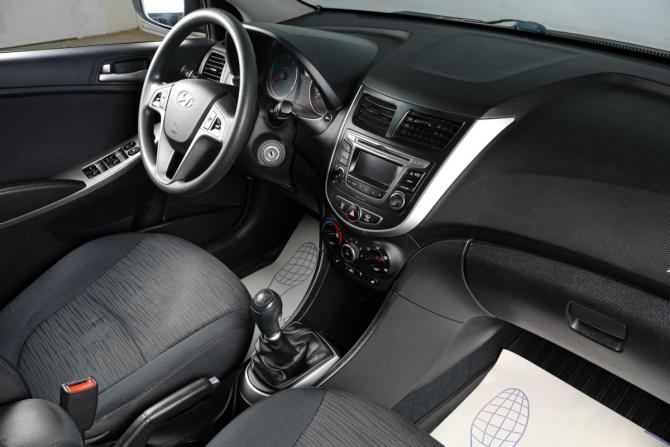 Hyundai Solaris I Рестайлинг с пробегом 2016 года, цена 1 279 000 рублей, 89500 км, седан, Автокод Объявления