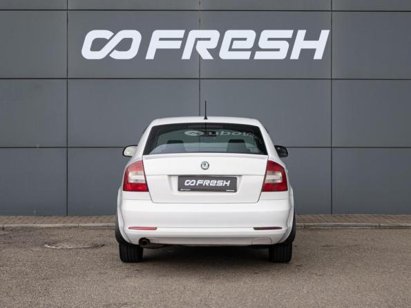 Skoda Octavia II (A5) Рестайлинг с пробегом 2012 года, цена 590 000 рублей, 232939 км, лифтбек, Автокод Объявления