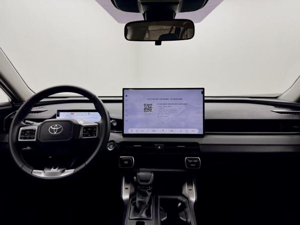 Toyota RAV4 VI (XA60) с пробегом 2026 года, цена 4 350 000 рублей, 16 км, внедорожник, Автокод Объявления