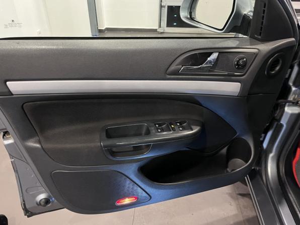 Skoda Octavia II (A5) Рестайлинг с пробегом 2013 года, цена 730 000 рублей, 266458 км, лифтбек, Автокод Объявления