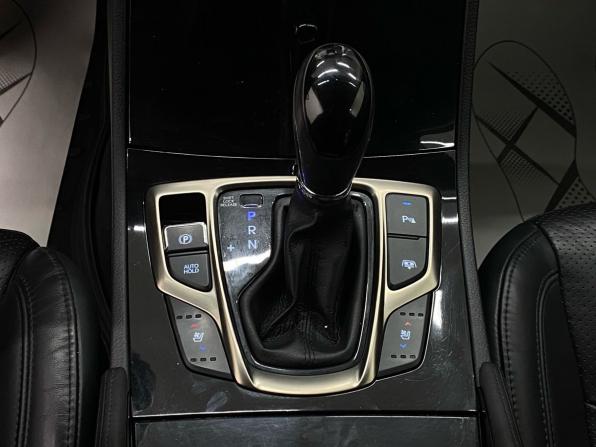Hyundai Grandeur V с пробегом 2014 года, цена 1 620 000 рублей, 212109 км, седан, Автокод Объявления