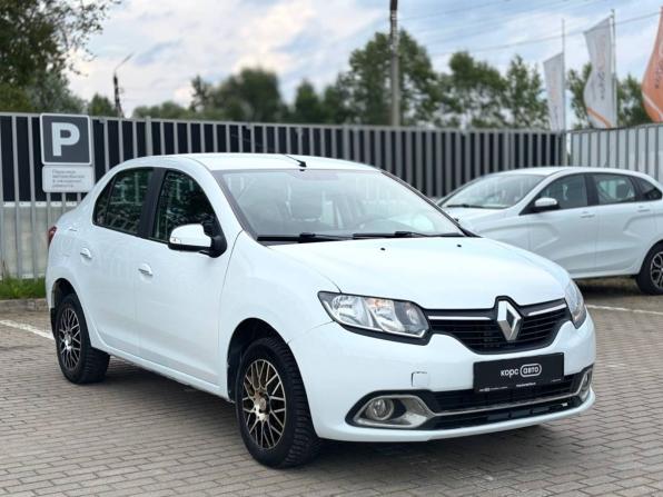 Renault Logan II с пробегом 2015 года, цена 672 000 рублей, 218089 км, седан, Автокод Объявления