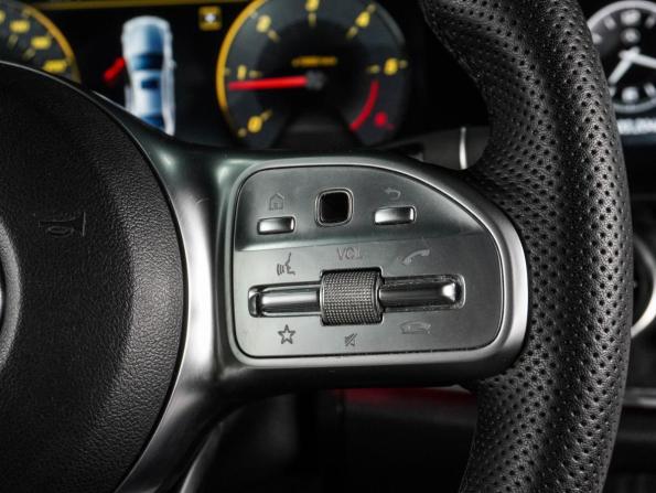 Mercedes-Benz E-Класс V (W213 S213 C238) с пробегом 2019 года, цена 2 999 000 рублей, 189103 км, седан, Автокод Объявления