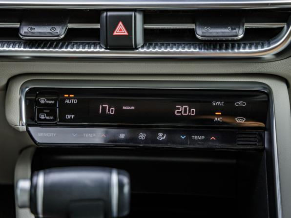 Kia K5 III с пробегом 2021 года, цена 2 848 000 рублей, 60482 км, седан, Автокод Объявления
