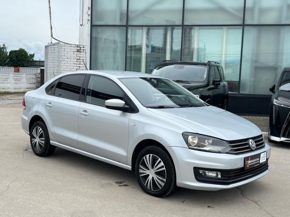 Volkswagen Polo V Рестайлинг с пробегом 2016 года, цена 960 000 рублей, 170225 км, седан, Автокод Объявления