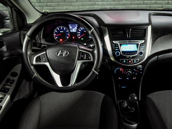 Hyundai Solaris I с пробегом 2013 года, цена 740 000 рублей, 219207 км, седан, Автокод Объявления