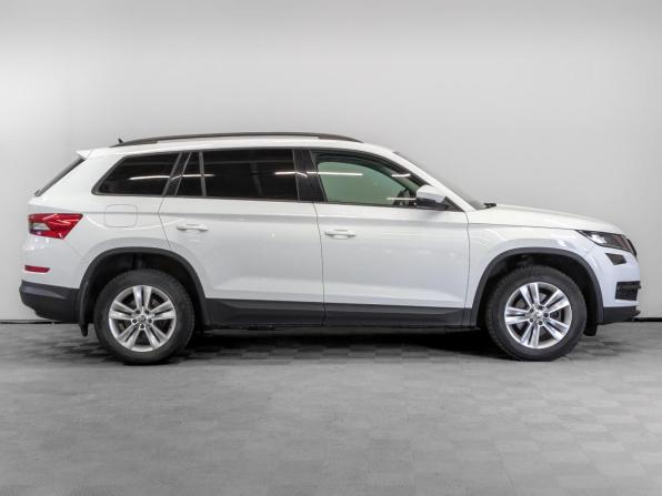 Skoda Kodiaq I с пробегом 2021 года, цена 2 695 000 рублей, 119382 км, внедорожник, Автокод Объявления