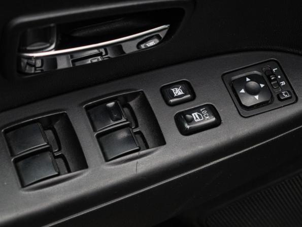 Mitsubishi ASX I Рестайлинг с пробегом 2014 года, цена 1 000 000 рублей, 253304 км, внедорожник, Автокод Объявления