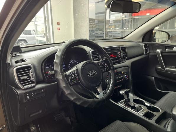 Kia Sportage IV с пробегом 2017 года, цена 1 460 000 рублей, 325000 км, внедорожник, Автокод Объявления