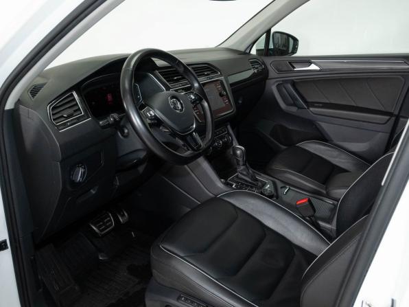 Volkswagen Tiguan II Рестайлинг с пробегом 2020 года, цена 2 850 000 рублей, 135875 км, внедорожник, Автокод Объявления