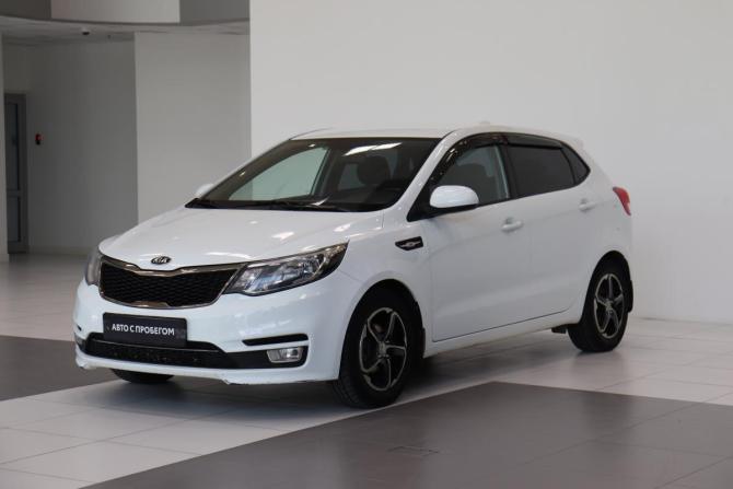 Kia Rio III Рестайлинг с пробегом 2017 года, цена 1 188 000 рублей, 73710 км, хэтчбек, Автокод Объявления