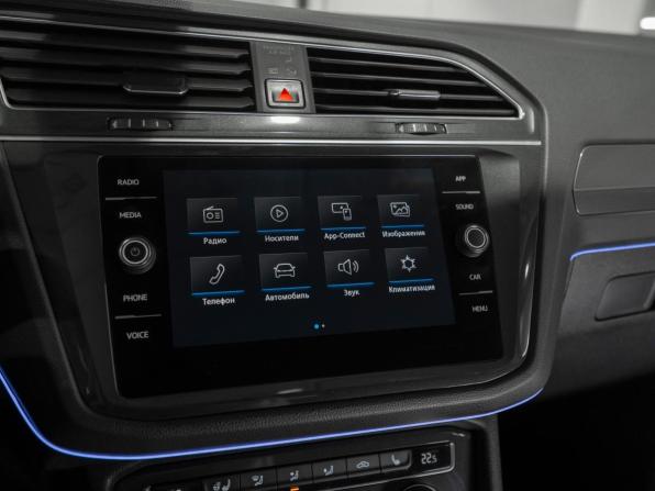 Volkswagen Tiguan II с пробегом 2018 года, цена 1 900 000 рублей, 94204 км, внедорожник, Автокод Объявления