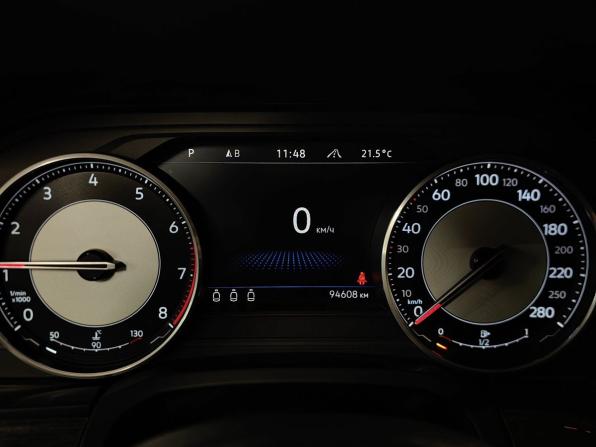 Volkswagen Touareg III с пробегом 2018 года, цена 4 178 000 рублей, 94606 км, внедорожник, Автокод Объявления