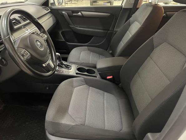 Volkswagen Passat B7 с пробегом 2012 года, цена 1 159 000 рублей, 145330 км, седан, Автокод Объявления