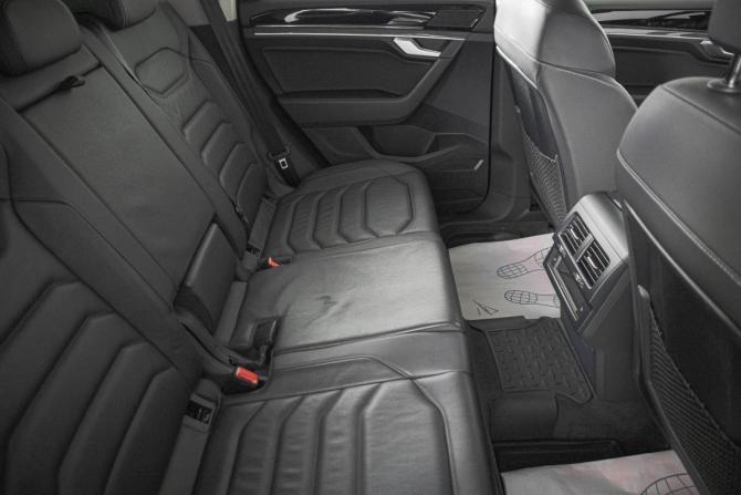 Volkswagen Touareg III с пробегом 2020 года, цена 4 369 000 рублей, 150000 км, внедорожник, Автокод Объявления