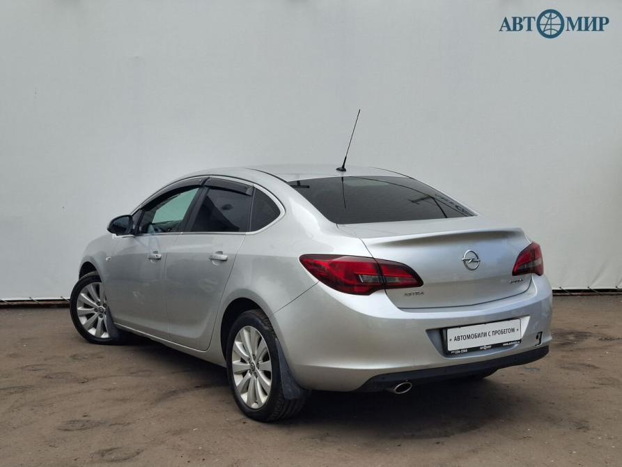 Opel Astra J Рестайлинг Москва  - изображение 7