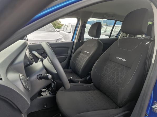 Renault Sandero II с пробегом 2017 года, цена 1 019 000 рублей, 96865 км, хэтчбек, Автокод Объявления
