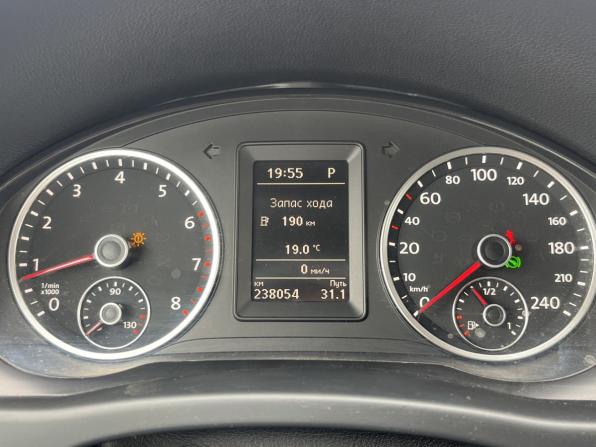 Volkswagen Tiguan I Рестайлинг с пробегом 2015 года, цена 1 160 000 рублей, 238050 км, внедорожник, Автокод Объявления
