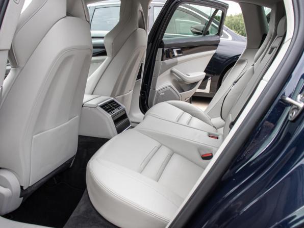 Porsche Panamera II с пробегом 2019 года, цена 8 167 500 рублей, 85449 км, универсал, Автокод Объявления