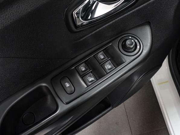 Renault Kaptur I с пробегом 2018 года, цена 1 069 000 рублей, 109207 км, внедорожник, Автокод Объявления