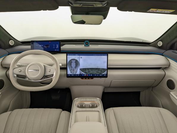 Exeed Exlantix ET с пробегом 2025 года, цена 4 995 000 рублей, 30528 км, внедорожник, Автокод Объявления