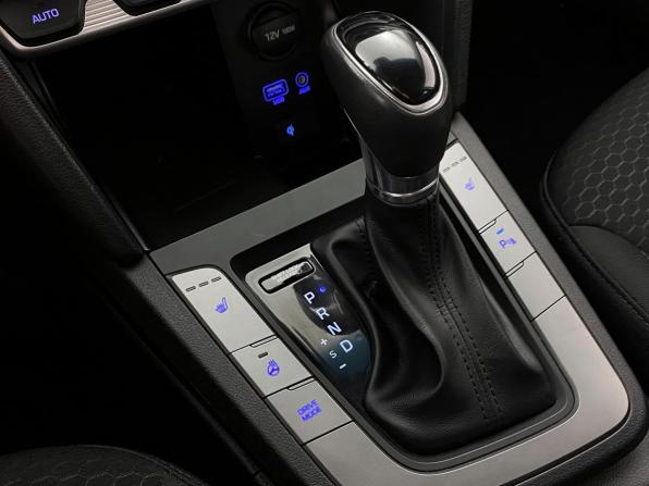 Hyundai Elantra VI (AD) Рестайлинг с пробегом 2019 года, цена 1 749 000 рублей, 86496 км, седан, Автокод Объявления