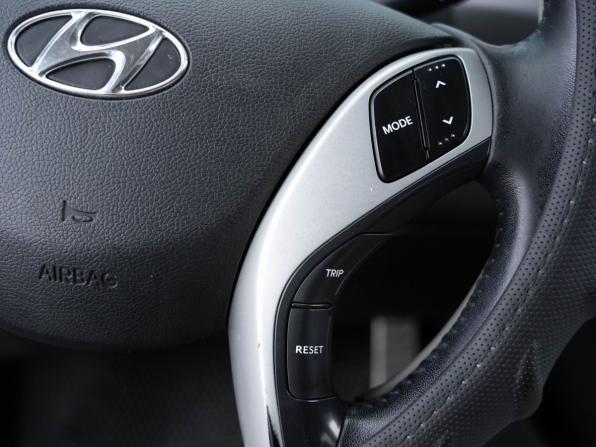 Hyundai Avante V с пробегом 2011 года, цена 690 000 рублей, 158392 км, седан, Автокод Объявления