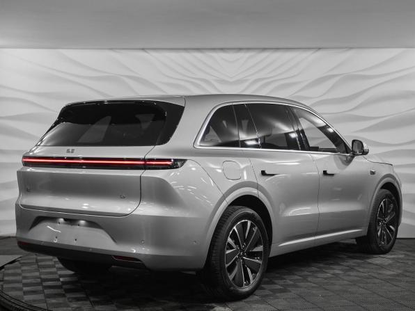 Новый Li Auto (Lixiang) L6 2025 года, цена 7 848 600 рублей, внедорожник, Автокод Объявления