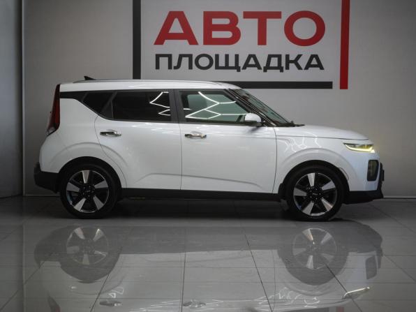 Kia Soul III с пробегом 2021 года, цена 2 249 000 рублей, 51412 км, хэтчбек, Автокод Объявления
