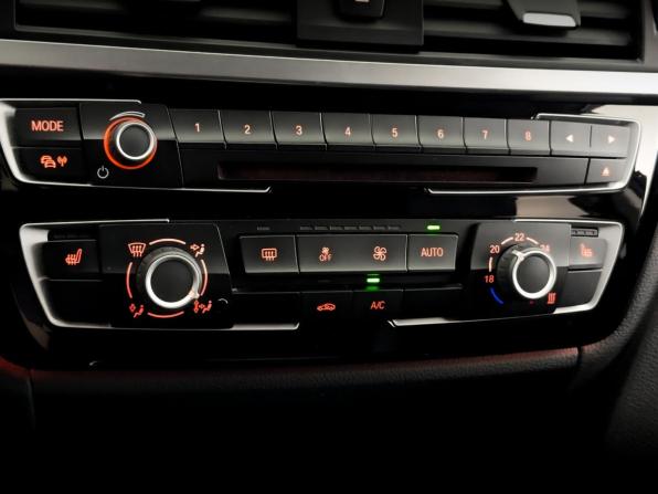 BMW 3 серии VI (F3x) Рестайлинг с пробегом 2017 года, цена 2 000 000 рублей, 146337 км, седан, Автокод Объявления