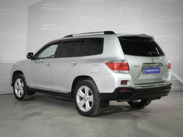 Toyota Highlander II (XU40) Рестайлинг с пробегом 2011 года, цена 1 820 000 рублей, 283424 км, внедорожник, Автокод Объявления