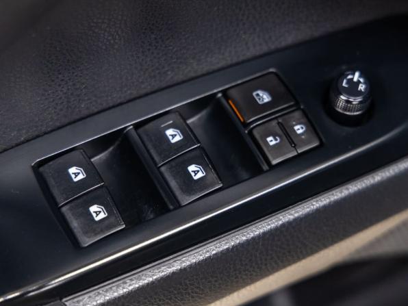 Toyota Camry VIII (XV70) с пробегом 2019 года, цена 2 298 000 рублей, 105256 км, седан, Автокод Объявления