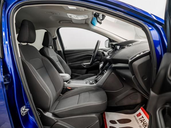 Ford Kuga II Рестайлинг с пробегом 2019 года, цена 1 700 000 рублей, 77953 км, внедорожник, Автокод Объявления