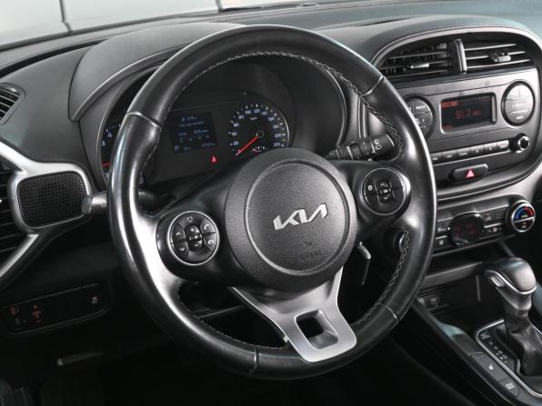 Kia Soul III Рестайлинг с пробегом 2022 года, цена 2 139 000 рублей, 47520 км, хэтчбек, Автокод Объявления