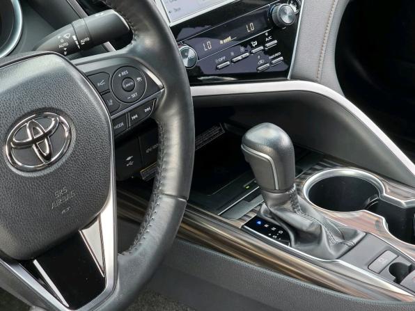 Toyota Camry VIII (XV70) с пробегом 2021 года, цена 3 300 000 рублей, 27786 км, седан, Автокод Объявления