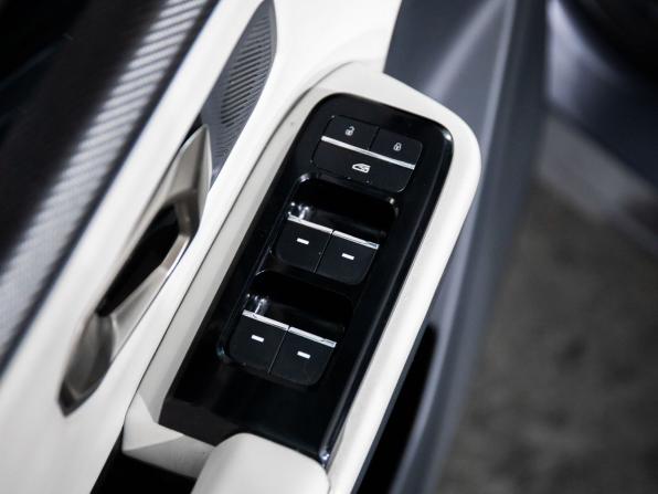 JETOUR DASHING I с пробегом 2023 года, цена 2 099 000 рублей, 69466 км, внедорожник, Автокод Объявления