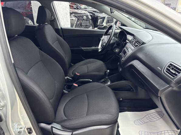 Kia Rio III Рестайлинг с пробегом 2016 года, цена 1 299 000 рублей, 127658 км, хэтчбек, Автокод Объявления