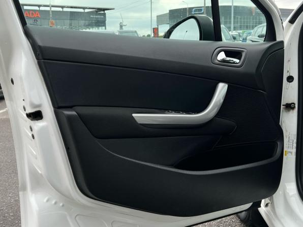 Peugeot 408 I с пробегом 2013 года, цена 678 000 рублей, 113036 км, седан, Автокод Объявления