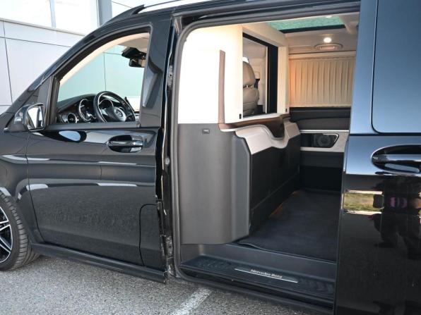 Mercedes-Benz V-Класс III (W447) Рестайлинг с пробегом 2021 года, цена 8 944 000 рублей, 77063 км, минивэн, Автокод Объявления