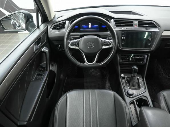 Volkswagen Tiguan II Рестайлинг с пробегом 2021 года, цена 3 069 900 рублей, 81826 км, внедорожник, Автокод Объявления