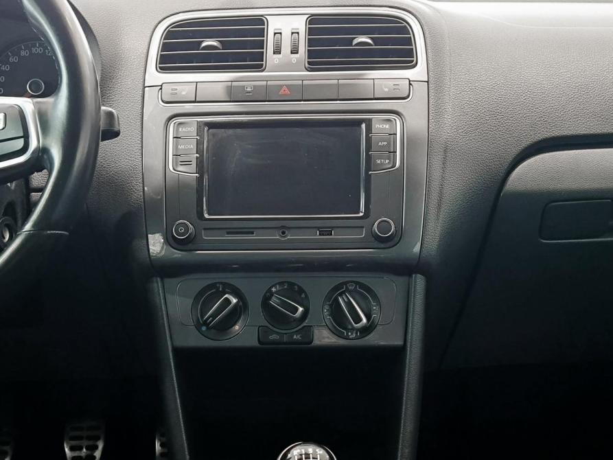 Volkswagen Polo V Рестайлинг Казань  - изображение 18